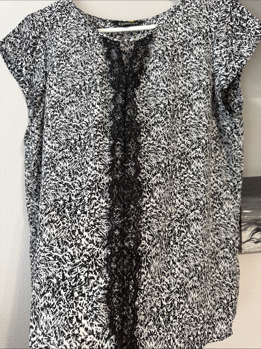 Express Black & White Lace-Trim Cap Sleeve Blouse - Picture 5 of 9
